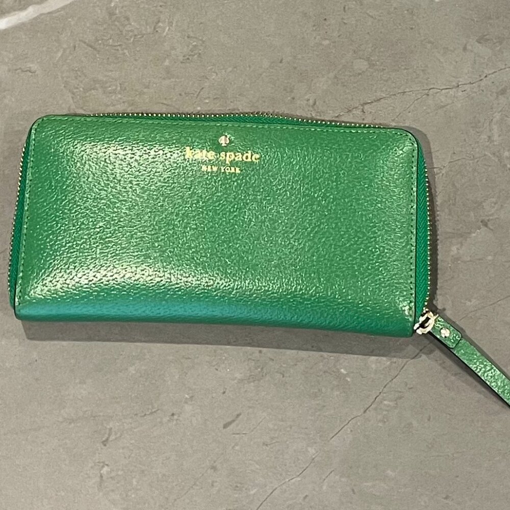 Kate Spade Green East-West Leather Wallet
